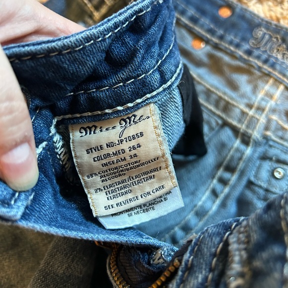 Miss Me Mid Rise Signature Boot Jean - Picture 4 of 8